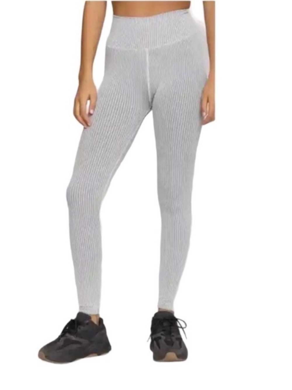 Good America Size 2 High-Waist Leggings in Light Gray 2/3 length NWT